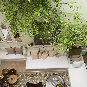https://riad-wabisabi.marrakeshhotelsmorocco.com