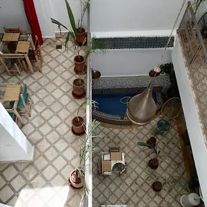 https://riad-papadou.marrakeshhotelsmorocco.com