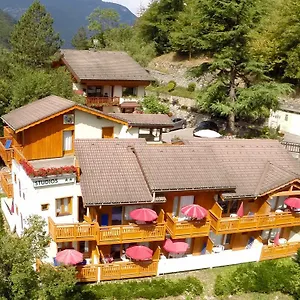 https://residence-la-rochetaillee-brides-les-bains.hotels-rhonealpes.com